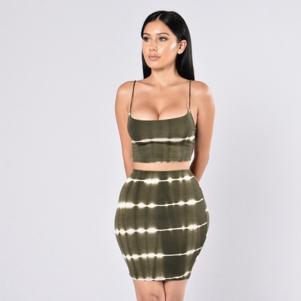 Skirt set